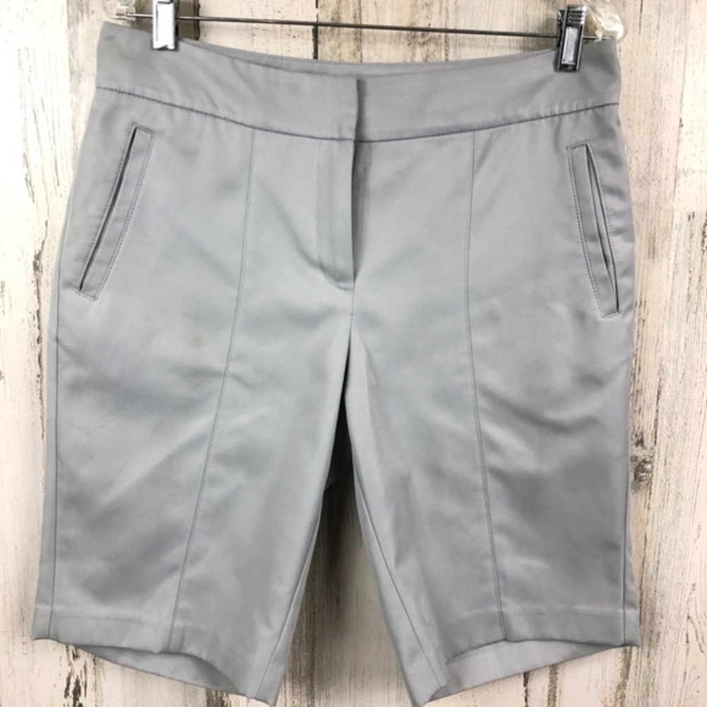 Izod Women's Gray Stitched Pleat Athletic Athleisure Preppy Golf Shorts Sz 10